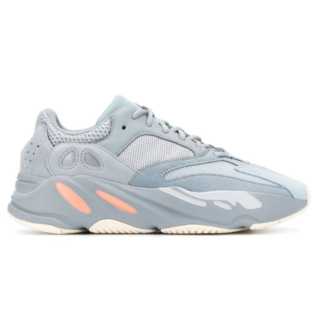 Adidas Yeezy Boost 700 Inertia size 6 Men’s fits a 7 1/2 womens.